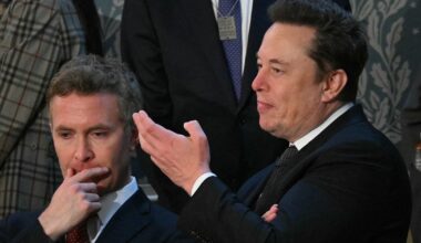 Elon Musk May Have to Sell Tesla Stock to Prop Up Dying Twitter: “Telling advertisers to ‘go fuck themselves’ isn't a winning strategy”