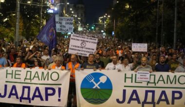 Vučić : les manifestations contre la mine de lithium, c'est "la terreur de la minorité"