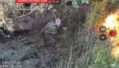 Russian soldier gets finished by ukrainian drone operator