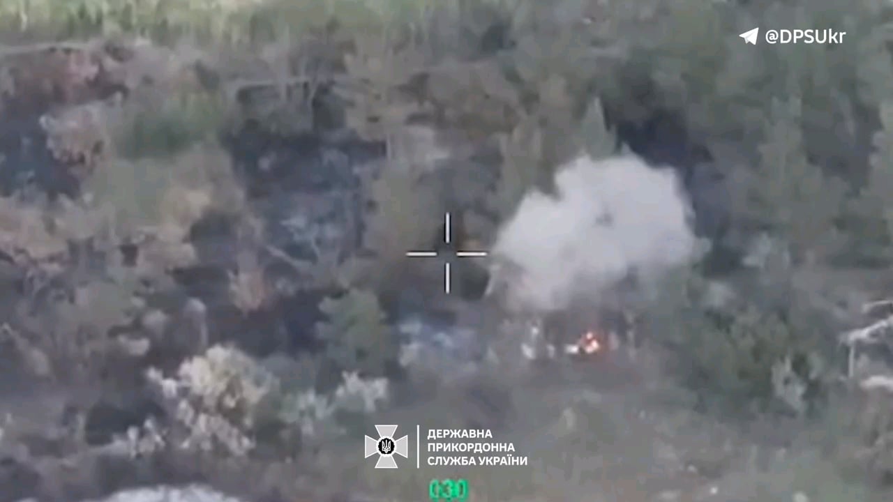 Russian ZU-23-2 towed anti-aircraft twin-barreled autocannon found in shelter in the Vovchansk front was hit by FPV drone from the Hart Border Guards Brigade. August 31, 2024