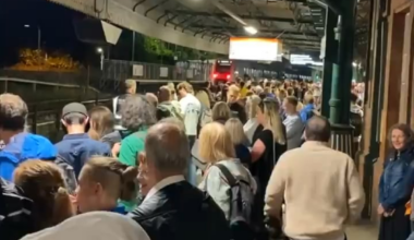 The scenes on the trains home from the Eisteddfod in Pontypridd yesterday. 🏴󠁧󠁢󠁷󠁬󠁳󠁿