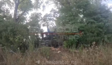 Ukrainian troops capture a brand new Russian T-80BVM outside Sudzha in the Kursk Region - August 2024