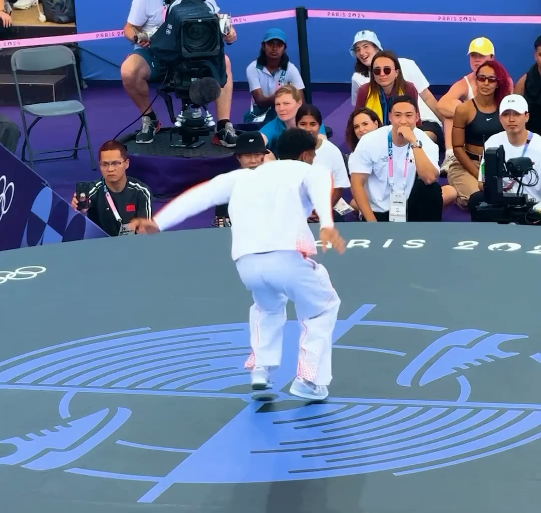 Some of the hypest moments of the men’s Breaking competition at the Olympics!