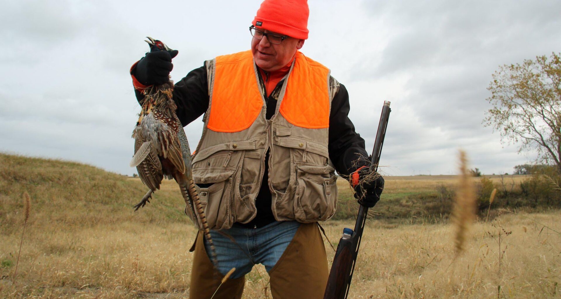 LMAO at the GOP trying to convince independents that this guy is a "liberal extremist."