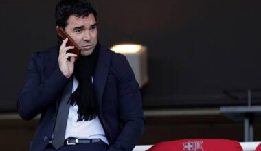 There's more photos of Deco calling on his phone than deals done this offseason, who is he calling?