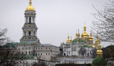 Le parlement ukrainien vote l'interdiction des activités des groupes religieux liés à Moscou