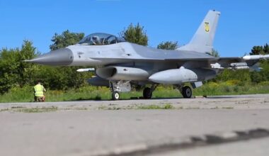 Ukrainian F-16 equipped with AIM-120 AMRAAM, AIM-9 sidewinder and MAWS sytem on its pylons