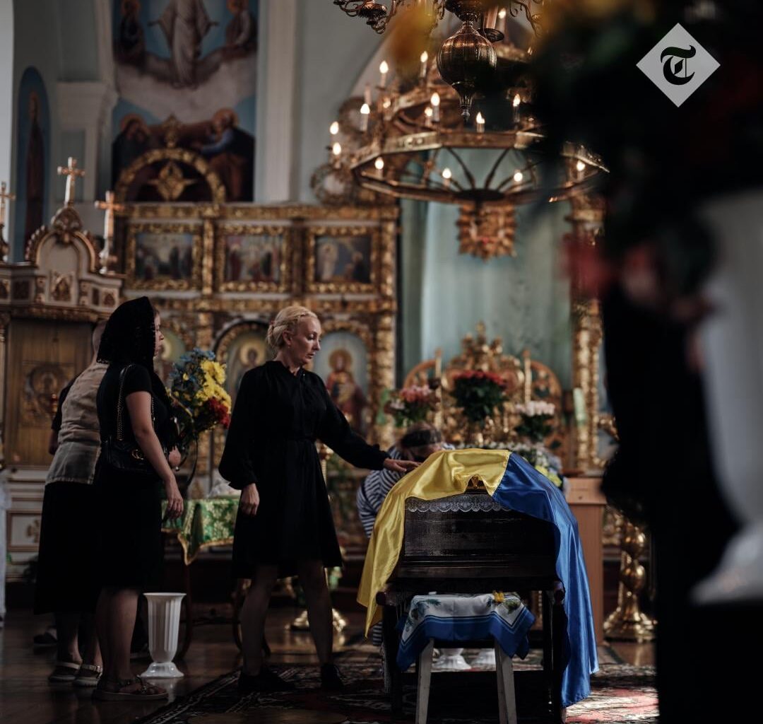 Pictured: The rite of burial of Ukrainian F-16 pilot Oleksiy Mes