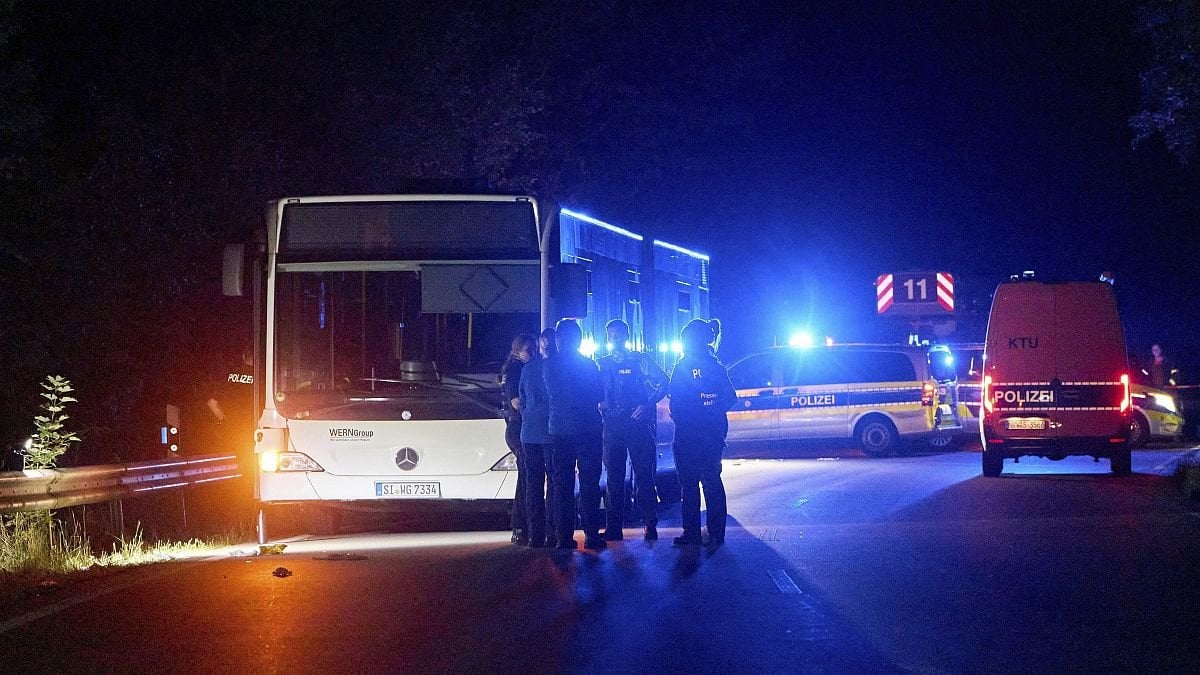 Une femme poignarde et blesse six personnes dans un bus à Siegen, dans l'ouest de l'Allemagne