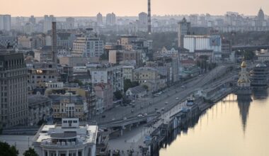 Ukraine’s Bondholders Approve $20 Billion Debt Restructuring