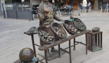 The fruit vendor, Calatayud, Spain.