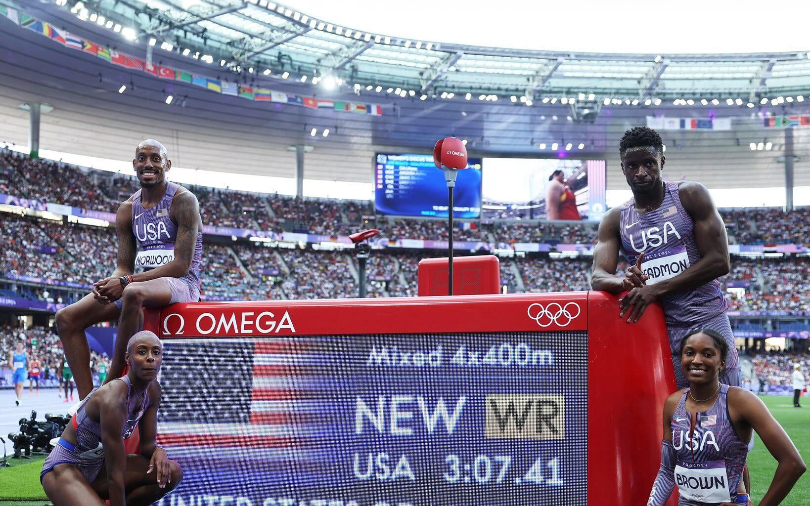 One of the hardest pictures from the 2024 Olympics. USA mixed 4x400 world record