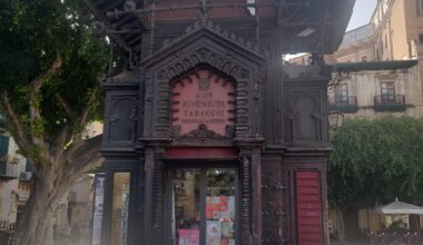 Tobacconist, Palermo, Italy.