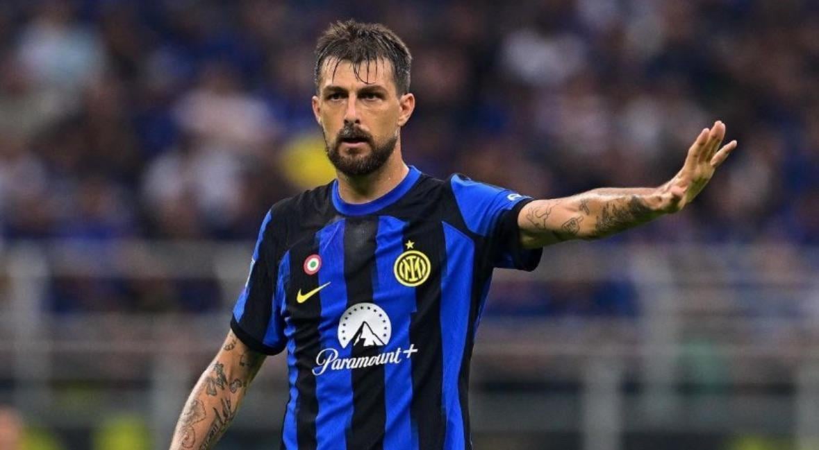 Props to our old man. Retegui with 3 goals in 2 games couldn’t get past this 37 year old machine. Seems like Acerbi heard the news that Haaland is around the corner.💙⏰