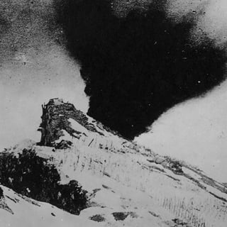 [WW1] Forte Vezzena, held by Austria-Hungary, is hit by an Italian artillery barrage (somewhere between 1915-1918)