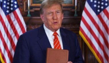 Trump Pocketed $300,000 From Selling Bibles, Financial Disclosure Shows - trumpwatcher.com