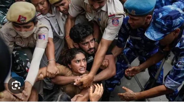 This is what the year leading up to the Olympics looked like for Vinesh Phogat and all Indian wrestlers. They were fighting against extreme levels of sexual harrashment within the Wrestling Federation of India. Heartbreaking to see her disqualified from the Olympics.