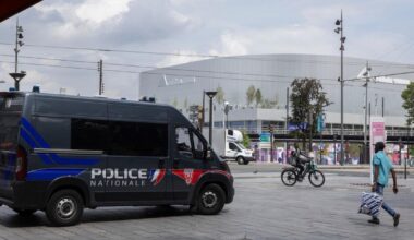 «Les toxicos et les migrants vont revenir» : à Paris, autour de la Porte de la Chapelle, la crainte d'un retour brutal à la réalité après les JO