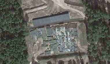 There were cases of ammunition being stored in the open air at the 107th GRAU arsenal. In particular, OSINT researcher ChrisO_Wiki found a satellite image from Yandex maps, which shows ammunition being stored outside the warehouse - next to a concrete shelter.