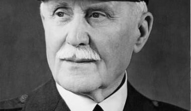 What is your Nation biggest traitor? Pétain, Laval, Laffont in the top 3 for 🇫🇷