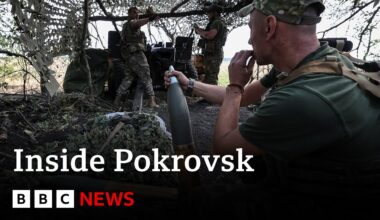 Ukraine's vital eastern town Pokrovsk in Russian sights | BBC News