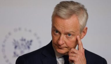 "Pathétique", "fallacieux", "déconnecté" : Bruno Le Maire unanimement condamné par les collectivités, accusées de creuser le déficit public