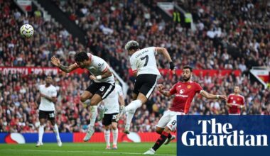 Luis Díaz strikes twice as dominant Liverpool win at Manchester United