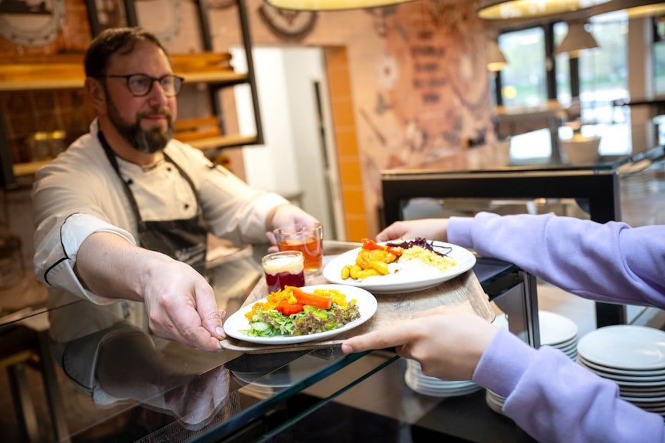 Trend in deutschen Restaurants: Lange beliebter Klassiker stirbt immer mehr aus – Schluss mit dieser Beilage?