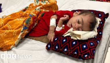 Afghanistan: Babies dying as malnutrition disaster unfolds