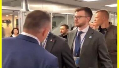 “Why don't you want to negotiate with Russia? Talk, call.”, - Kremlin propagandist in New York ambushed Zelensky and begged him to call Putin