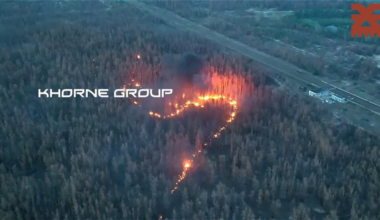 Khorne Group showcase another use of the recently nicknamed "Dragon Drone". It seems like the ukrainian forces are learning how to use this drones more efficiently, spreading the thermite reaction better