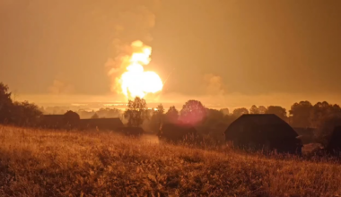 Mushroom explosion at Russian ammunition warehouse in Toropets, Tver oblast after Ukrainian drone strike