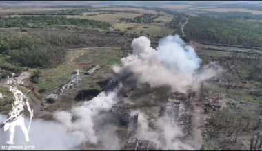 Guided bombs from aviation were dropped on buildings where Russian infantry had taken positions, according to reports from operators of the 56th Motorized Brigade who filmed the action. Kalynivka village, Donetsk Oblast. Geolocation: (48.608999,37.850509) September 8, 2024.