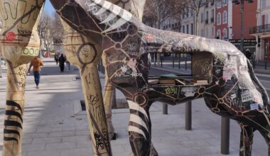 Street library, Marseille.