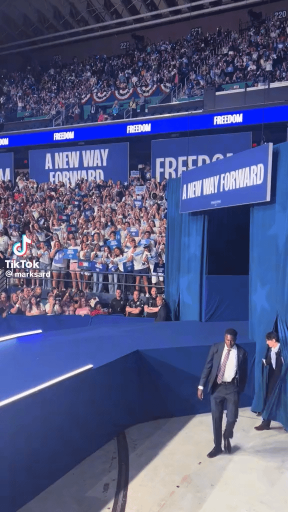 This is not a Taylor Swift concert. This is VP Kamala Harris on her way to winning Wisconsin.