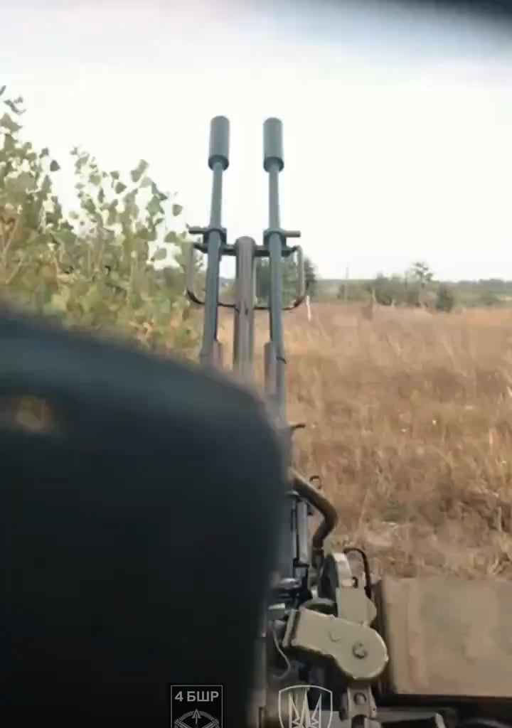 A mobile air defense team of the Ukrainian National Guard shoots down an Iranian Shahed-136 drone using a ZU-23-2 towed 23-mm anti-aircraft twin-barreled autocannon.