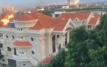 More clips of Israeli airstrikes on targets in Lebanon, residents are told to stay away from buildings used by Hezbollah [23.09.2024]