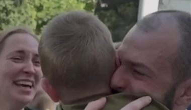 Ukrainian soldier meets his family after two year imprisonment in Russia