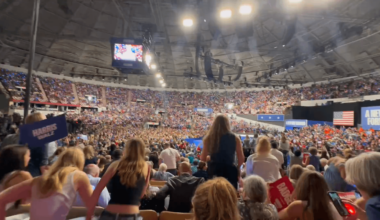 Here's the moment tonight when Kamala Harris was introduced in Madison, Wisconsin [9/20/2024] 🔥🔥🔥🔥