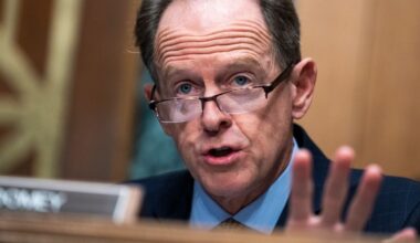 Former GOP Sen. Pat Toomey Describes How Donald Trump Lost His Support