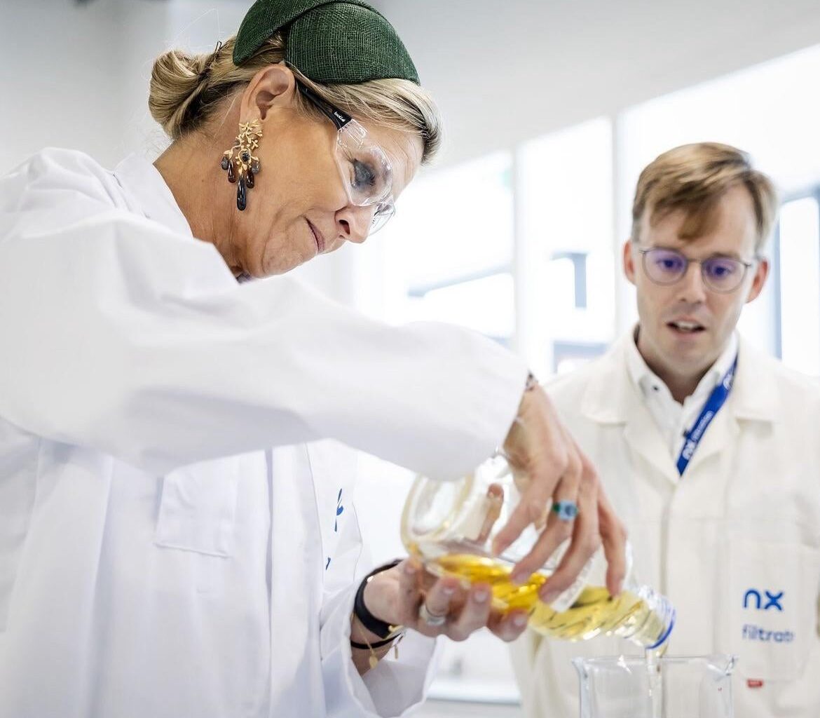 Queen Maxima visits NX Filtration, a water filtration technology factory