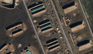 Satellite image of the ammunition depot near Tikhoretsk before the explosion by OSINT researcher Daniel . He notes that in addition to the age of many of the storage facilities, a lot of the ammunition was stored right in the open air.