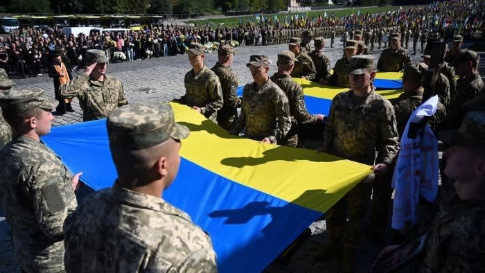 Ukraine’s new infantry recruits ‘freeze’ in face of Russian onslaught. Inadequate training, burnout and rising age of soldiers affect survival on the battlefield after conscription drive.