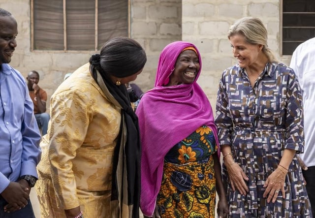 The Duchess of Edinburgh visited a trachoma outreach camp at Mlandizi Health Centre in Kibaha District. During the visit she saw trachoma screenings and surgery, and met health workers and patients