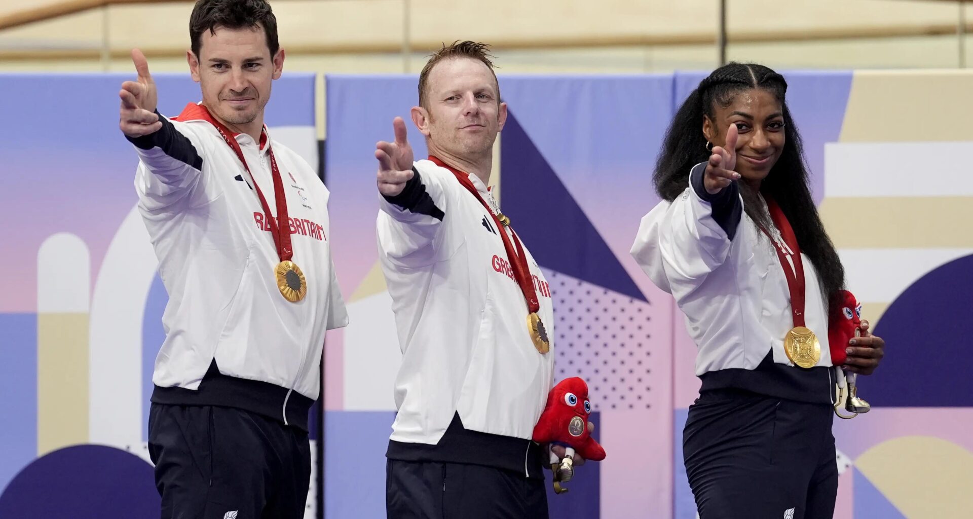 The Dikeç pose still going strong into the paralympics.