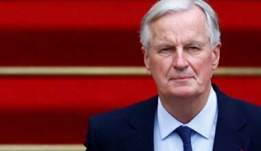 La France "est dans une situation très grave" : Michel Barnier veut que les plus riches participent à "l'effort national"