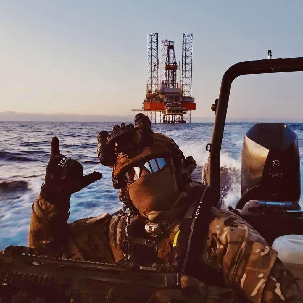 Operator from the Special Operations Forces of Ukraine (SSO - SOF) on the Black Sea, near the recaptured Boyko towers, a pair of gas extraction platforms formerly occupied by Russian forces.