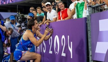 Alessandro Ossola proposed to his girlfriend after the 100m T63 Heats.   Guess what!!! SHE SAID YES! 💍