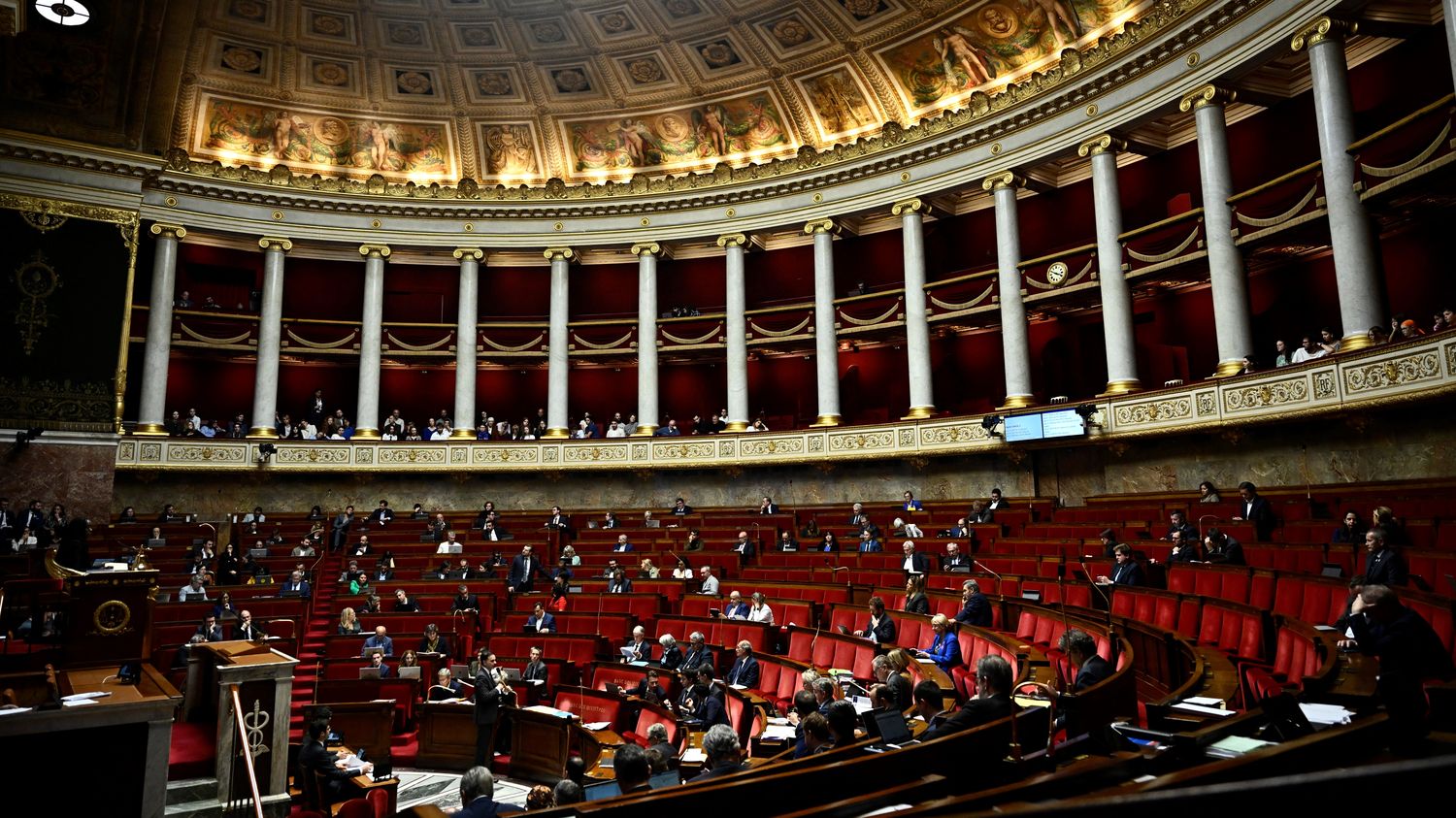 face à un examen qui s'enlise, les débats seront ouverts samedi à l'Assemblée