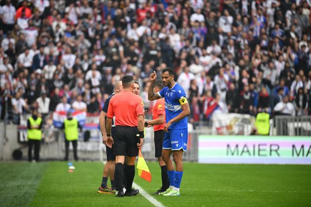 Sanctionné d'un penalty, Auxerre a déposé une réserve technique face à l'OL